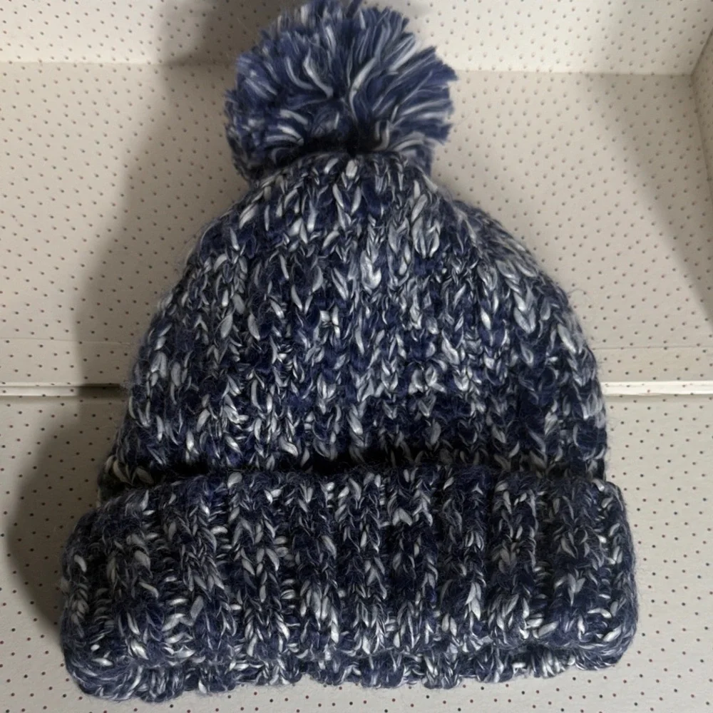 GAP Kids Blue‎ and White Knit Pom-Pom Hat